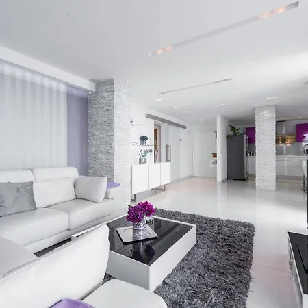 شقة Violet - Two Bedroom With Balcony And Sea View *